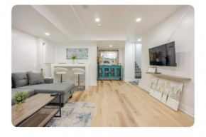 LUXURIOUS 1000 SQ FT Oasis